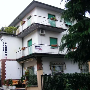 https://bb-casa-fedora.it-tuscanyhotel.com